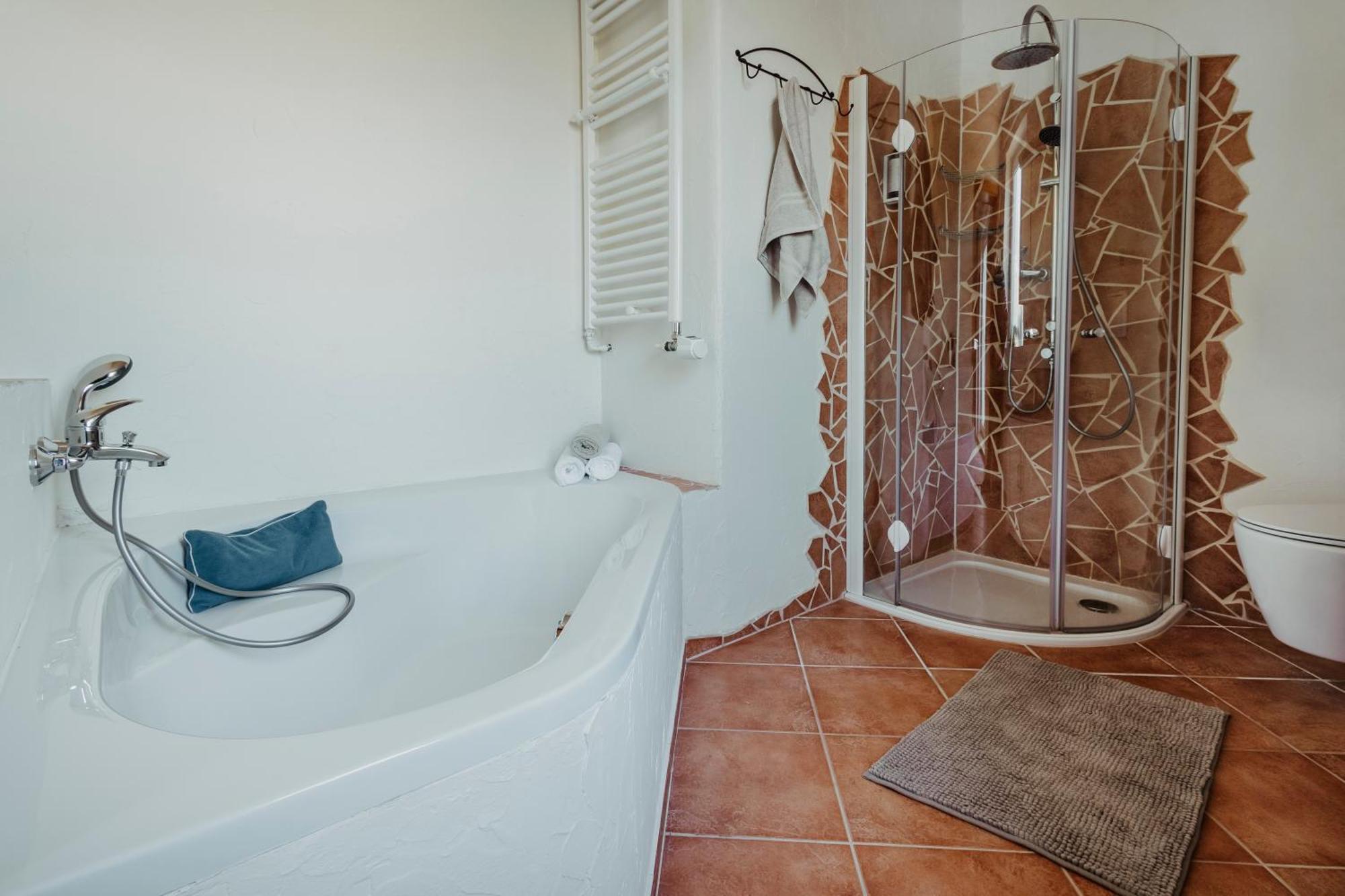 פלטנברג Traumwohnung Mit Sauna, Whirlpool & Wunderschoener Aussicht מראה חיצוני תמונה